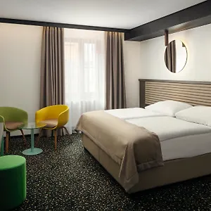 4* Otel Ea Embassy