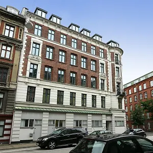 Hotel 9 Små Hjem **