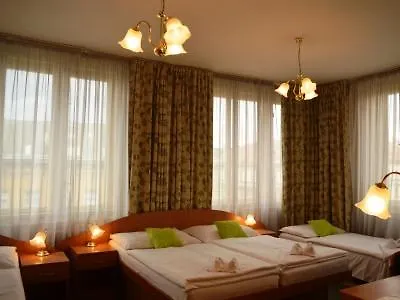 פראג Hotel Legie צ'כיה