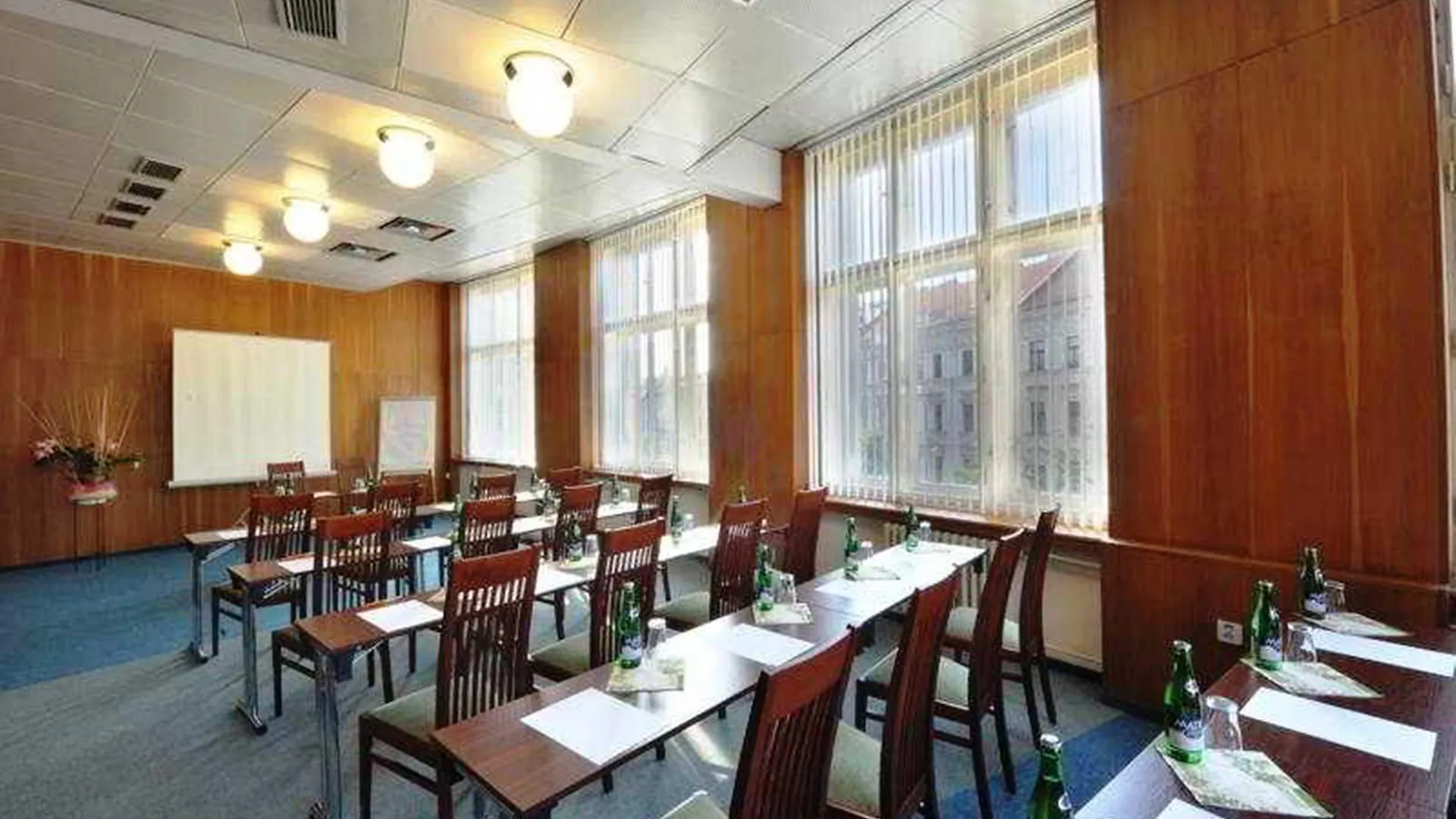 פראג Hotel Legie צ'כיה