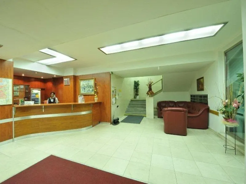 ***  פראג Hotel Legie צ'כיה