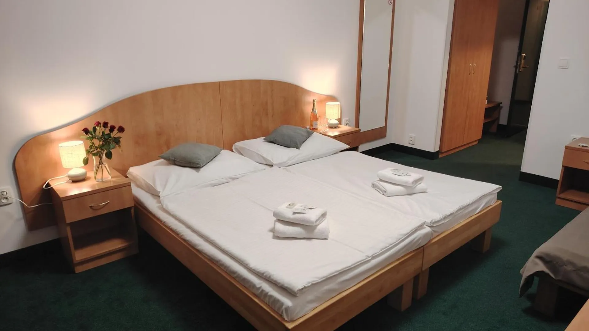 Hotel Legie Praag 3*,  Tsjechië